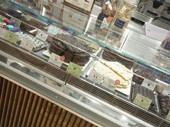 -VENCHI 闻绮(上海佛罗伦萨小镇店)