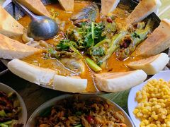 -丹水桥地锅鱼·翘嘴鲌·地方特色全鱼宴(丹江口大坝店)
