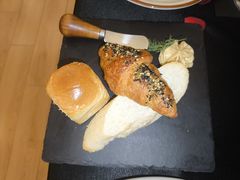 -Mark&Mars Restaurant