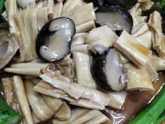 -口衣记鸡饭店