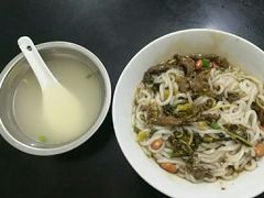 -海口骑楼小吃街