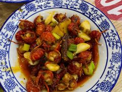 -江城燕子大排档(江汉路步行街店)