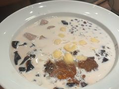 -RUXU入续糖水铺与包(卓悦中心店)