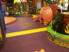 -酷洛小镇(步步高新天地购物广场店)