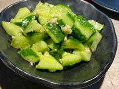 -沪小胖小龙虾(淮海中路旗舰店)