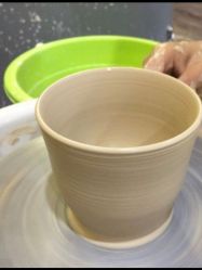 -泥娃娃DIY陶吧(易生活购物公园店)