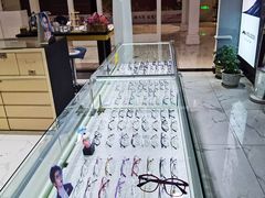 -简·爱眼镜(赛隆眼镜广场店)