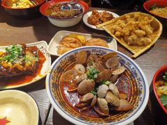 -爆炸头阿姨小四川正宗川味小吃(无任何分店)