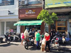 -Bánh Mì Huynh Hoa