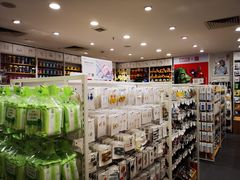 -名创优品(江南新地店)