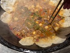 -地锅公社·现炒地锅鸡·地锅鱼·夜宵(罗锦路店)