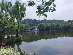 -绍兴东湖风景区