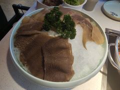 -超级鲜•胡毛肚火锅(扬帆店)