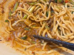 -方铲铲·成都板凳面(滨江银泰店)