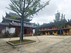 -吴兴寺