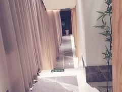-新盈光·云会所(百丈东路店)