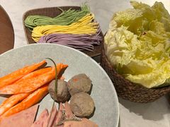 -芸山季·云南野生菌火锅(人民广场来福士店)