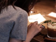 -Metal hands·铁手咖啡