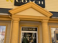 -COACH蔻驰(赛特奥特莱斯店)