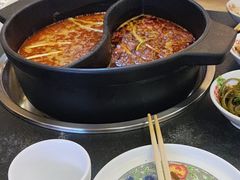 -沸炉重庆老火锅(军事博物馆店)