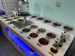 自助调料区-潮汕大目牛肉火锅(水围店)