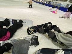 -乔波室内滑雪场