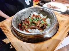 -明洞阿姨·韩式酱蟹烤肉·创意料理(三元桥店)