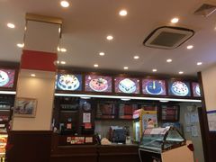 -红宝石·鲜奶小方·海派西点房(南丹店)