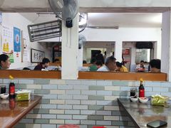-张阿三馄饨店