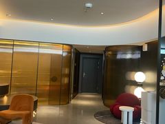 -朵兰达V酒店(长沙砂子塘地铁站店)