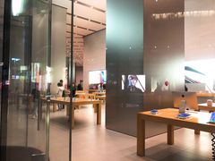 -Apple零售店(华贸购物中心店)