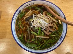 -镇南锅盖面馆(解放路店)