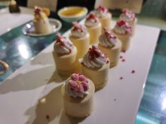 -东方滨江大酒店·滨江厅