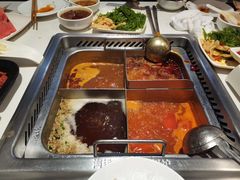 -海底捞火锅(长宁路龙之梦店)