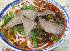 -花溪牛肉米粉(华兴东街店)