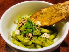 青酱吞拿鱼通心面配车打芝士-卡朋厨房(289艺术园区店)