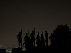 -鬼笑石后山停车场