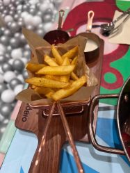 -奈尔宝·儿童乐园·亲子餐厅(华采天地店)