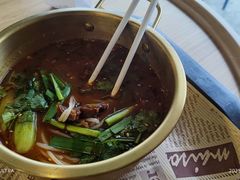 牛肉小锅米线-木及咖啡