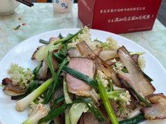 花菜炒腊肉-春涛餐馆(下坝店)