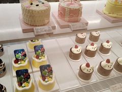 -好利来(上海长宁龙之梦店)