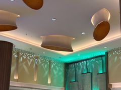 -广州中心皇冠假日酒店