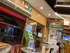 大堂-胡须佬鸡煲四季火锅店(石厦西村直营店)