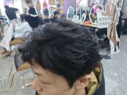 -藤野造型烫染·漂发