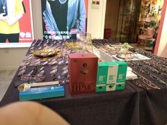 -肆兮眼镜·蔡司·徕卡战略合作店(大坪店)