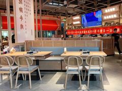 大堂-川堂风·跷脚牛肉·乐山爆炒(宝山日月光店)