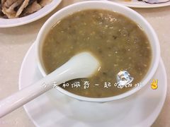清润绿豆沙-洪利粥店茶餐厅