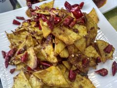 -扒虾小妹儿麻辣海鲜(宏图街店)