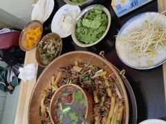 -牛喵喵铜锅牛肉馆