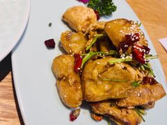 -荷花亭·湖北融合菜(十堰武商MALL店)